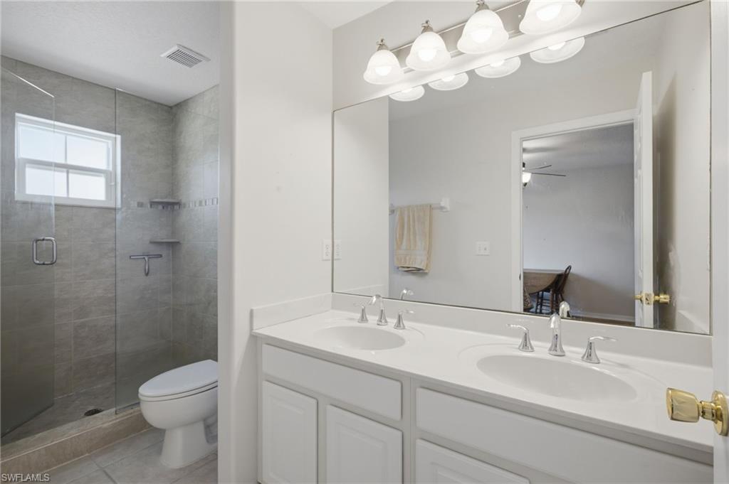 10088 Pacific Pines Ave Property Photo 17