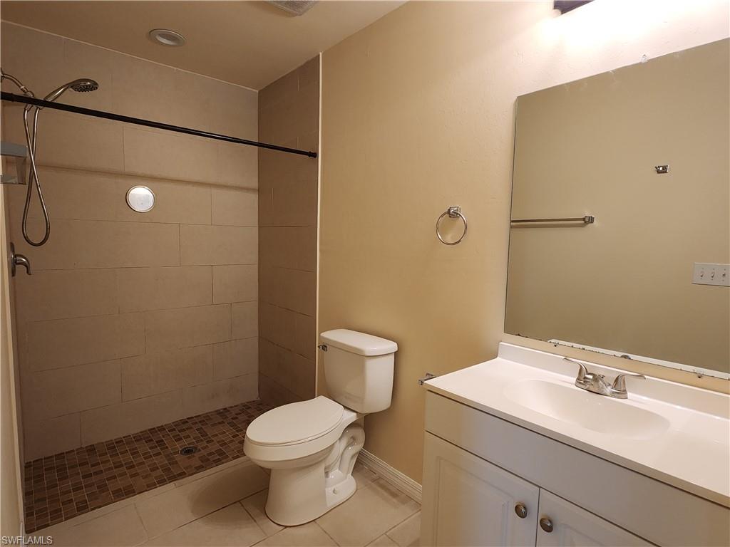 121 Sw 16th Ter Property Photo 6