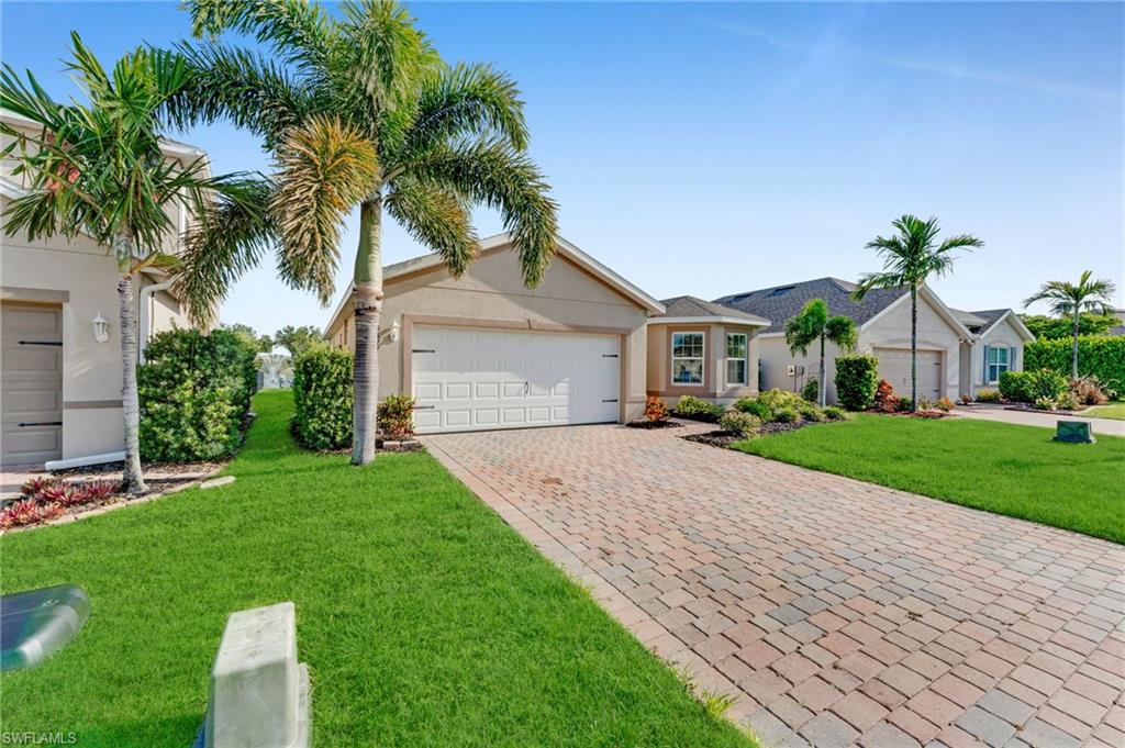 3477 Acapulco Cir Property Photo 4