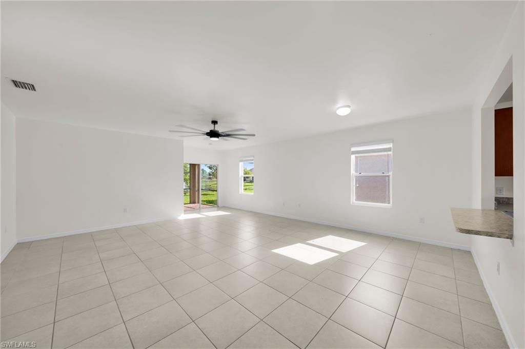 3477 Acapulco Cir Property Photo 6