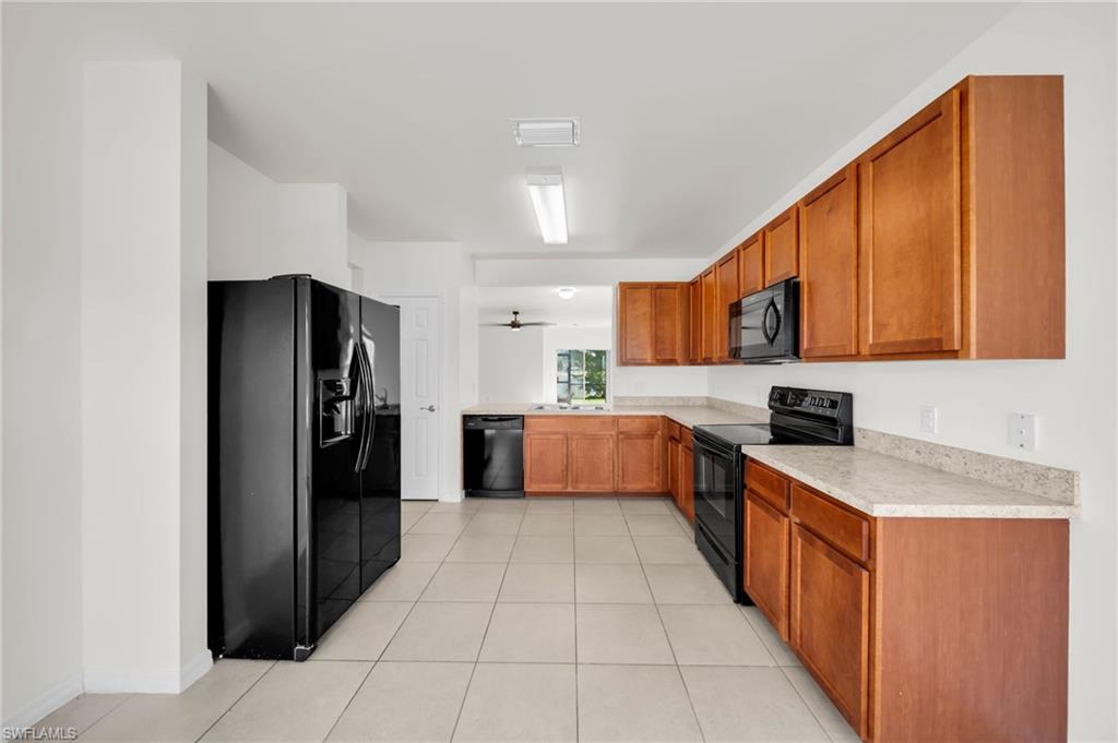 3477 Acapulco Cir Property Photo 24