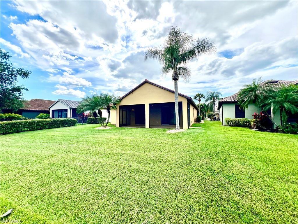 12074 Country Day Cir Property Photo 18