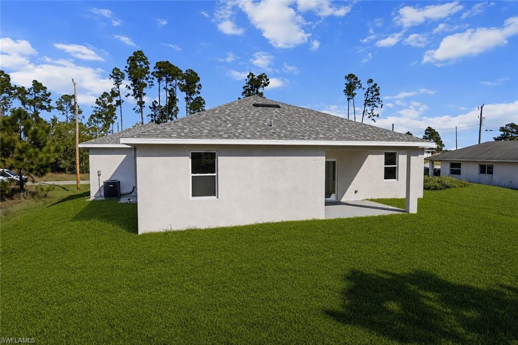 1252 Edna St E Property Photo 17