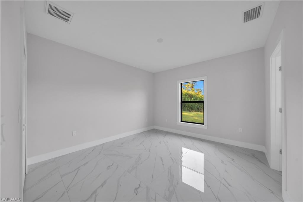 644 Woodcrest Dr Property Photo 30