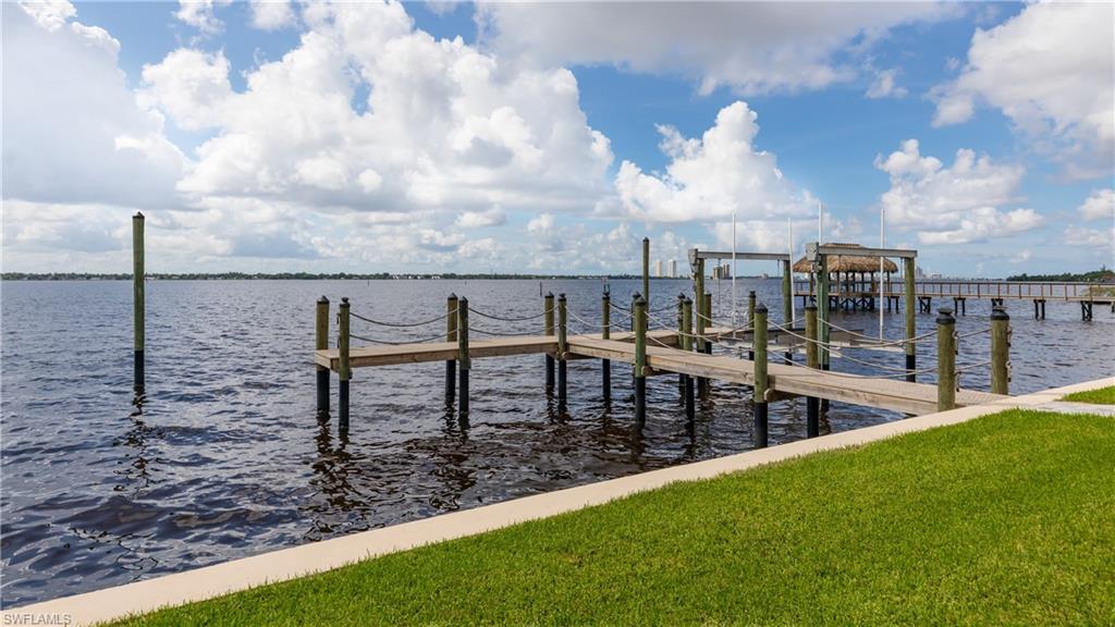 15475 Admiralty Cir Property Photo 3