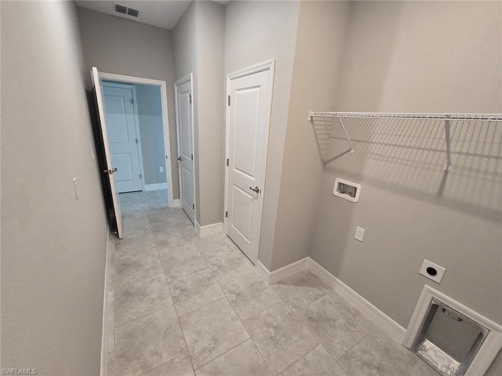 3207 68th St W Property Photo 23