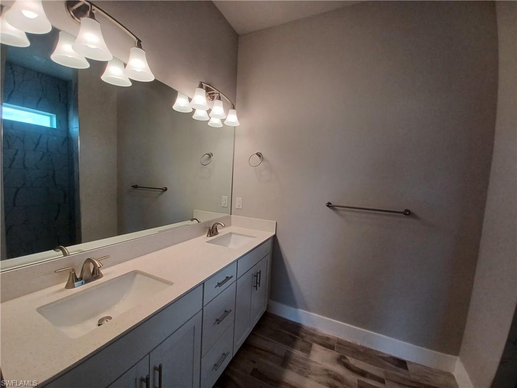 1740 Nw 9th Ter Property Photo 12