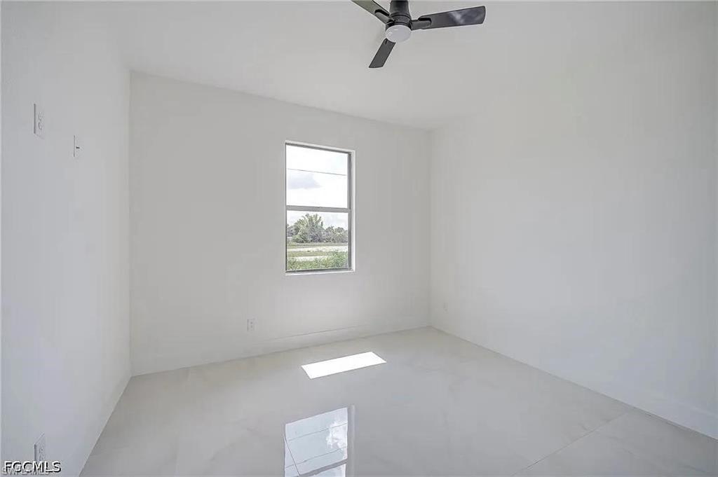 5905 Sunshine Blvd N Property Photo 15
