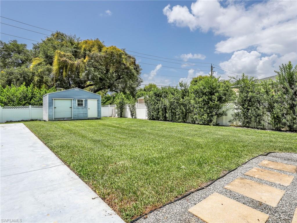 1645 Ardmore Rd Property Photo 23