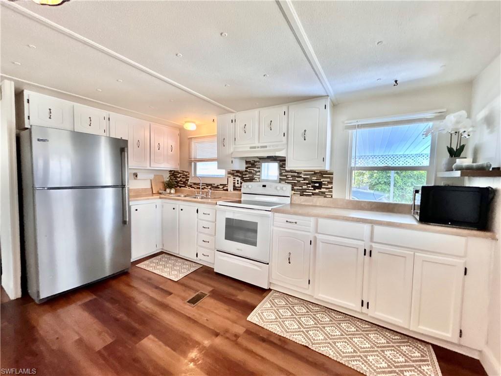 3584 Celestial Way Property Photo 7