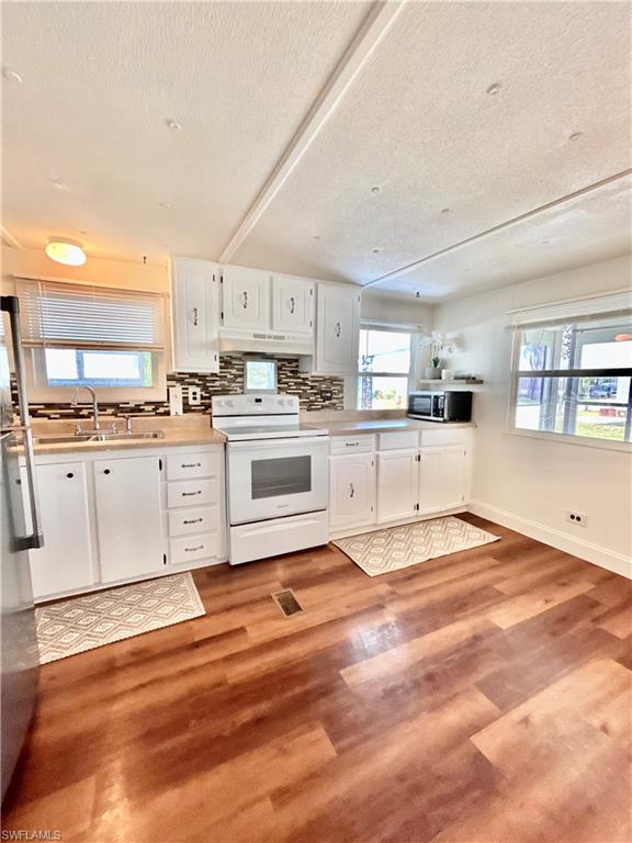 3584 Celestial Way Property Photo 8