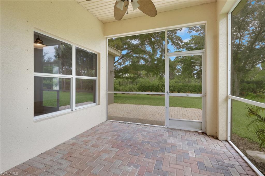 8995 Spring Mountain Way Property Photo 9