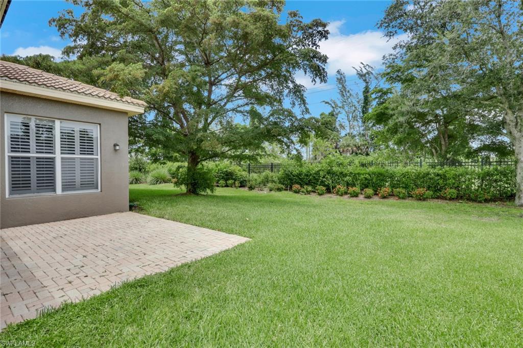 8995 Spring Mountain Way Property Photo 12