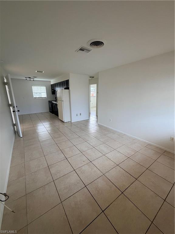1742 Maple Dr Property Photo 4