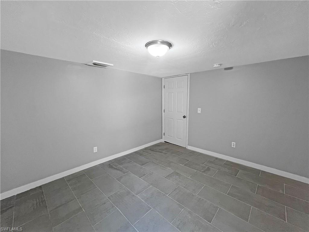 1615 Evans Ave 2 Property Photo 10