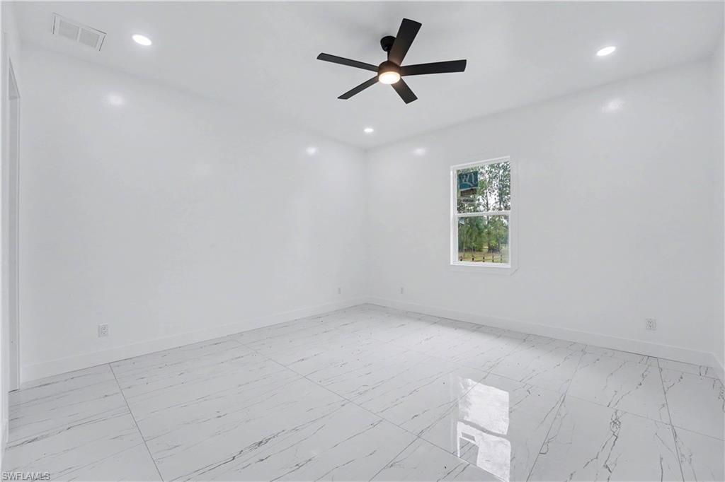 1113 Leroy Ave Property Photo 28