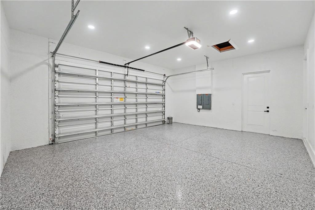 1113 Leroy Ave Property Photo 39