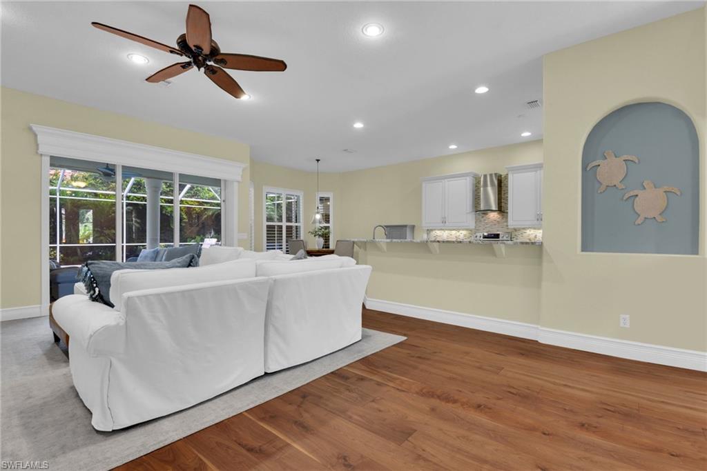 11620 Spoonbill Ln Property Photo 15