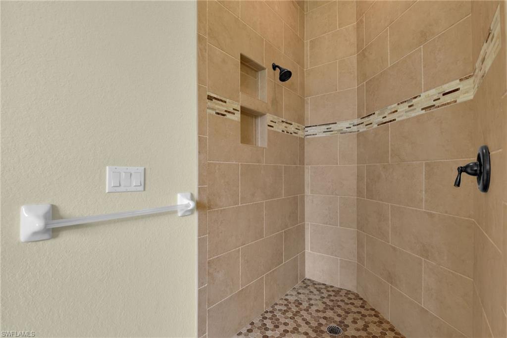 11620 Spoonbill Ln Property Photo 22
