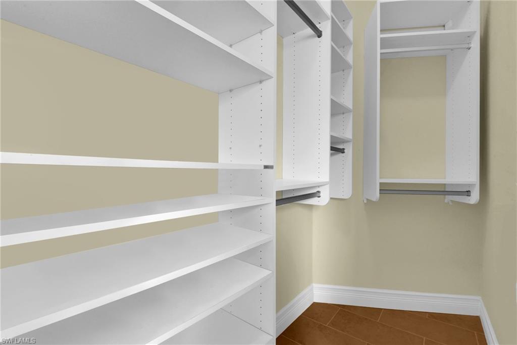 11620 Spoonbill Ln Property Photo 23