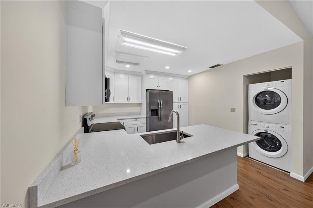 15451 Crystal Lake Dr Property Photo 8