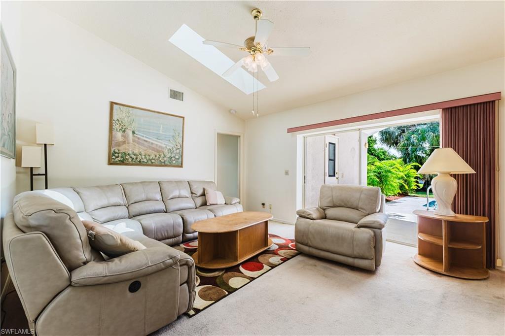 3606 Country Club Blvd Property Photo 3