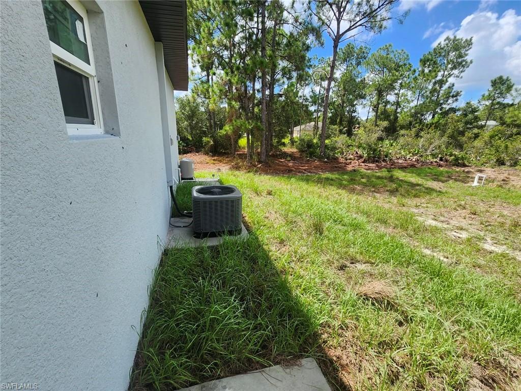 1106 Capri St E Property Photo 7
