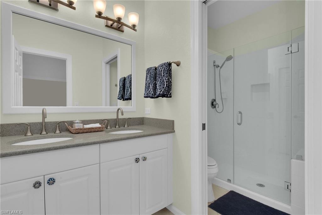 23157 Oakglen Ln Property Photo 30