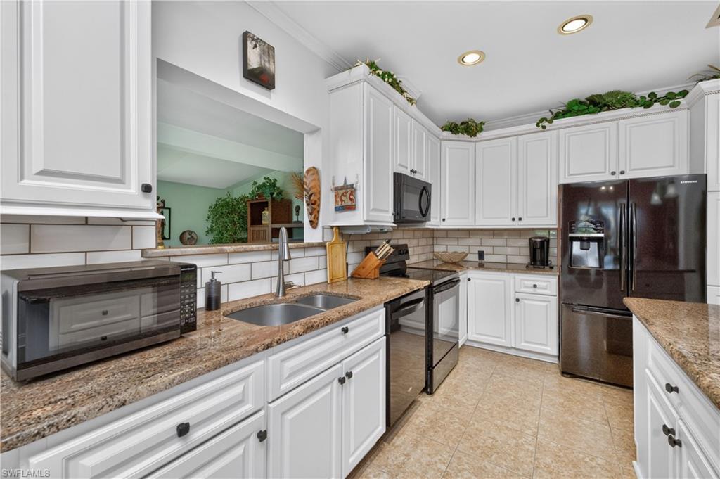 24819 Rio Villa Lakes Cir Property Photo 22