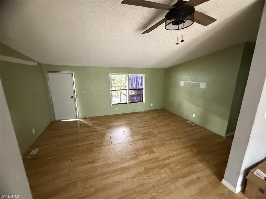 600 Bridle Way Property Photo 13