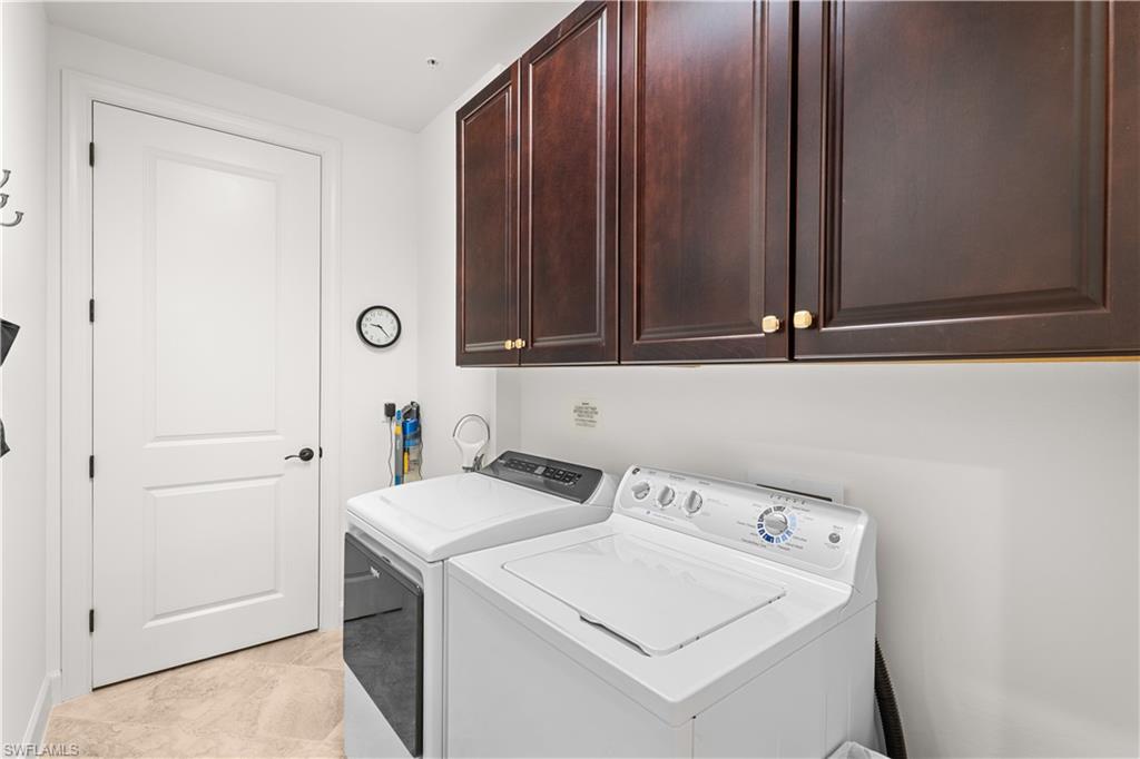 8760 Bellano Ct 104 Property Photo 20