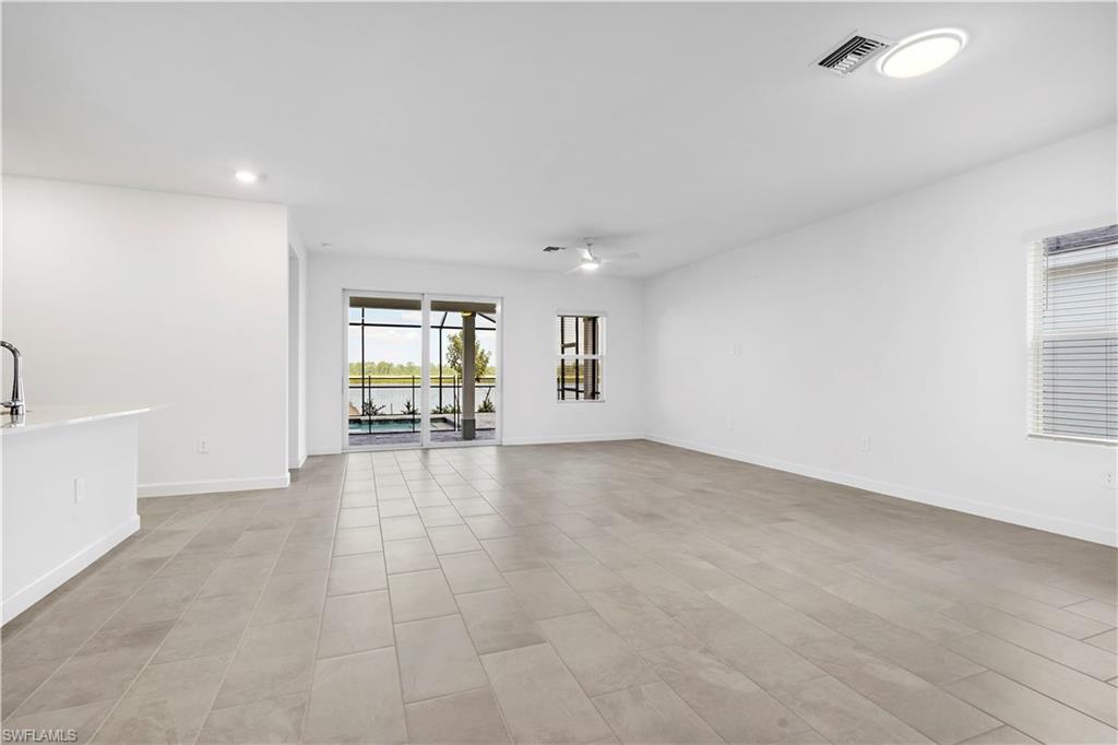 14735 Bluewater Rd Property Photo 13