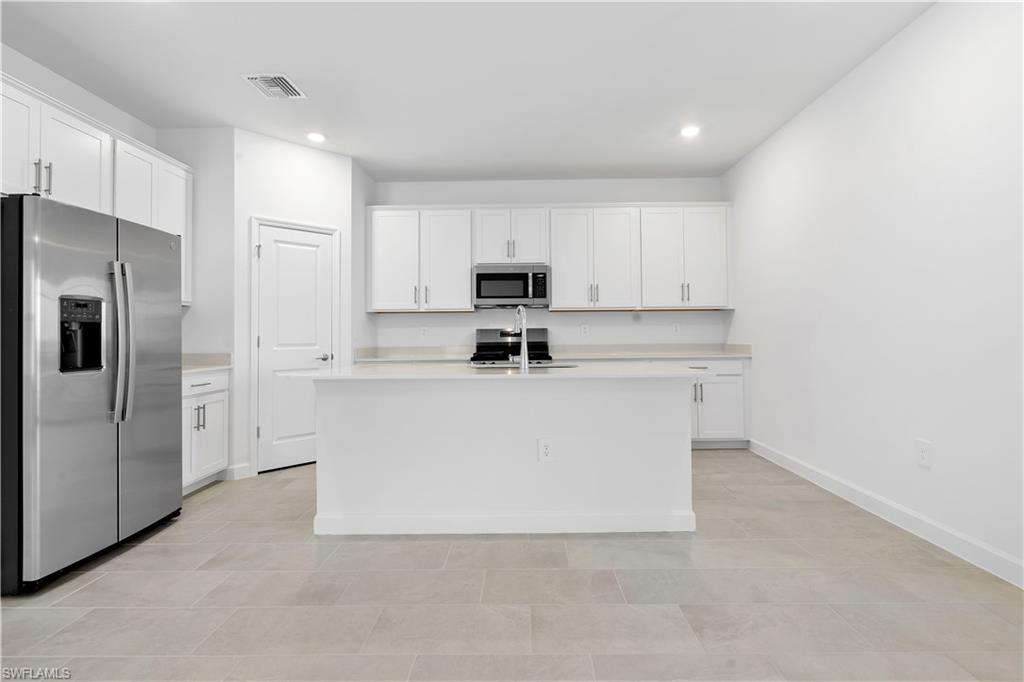 14735 Bluewater Rd Property Photo 14
