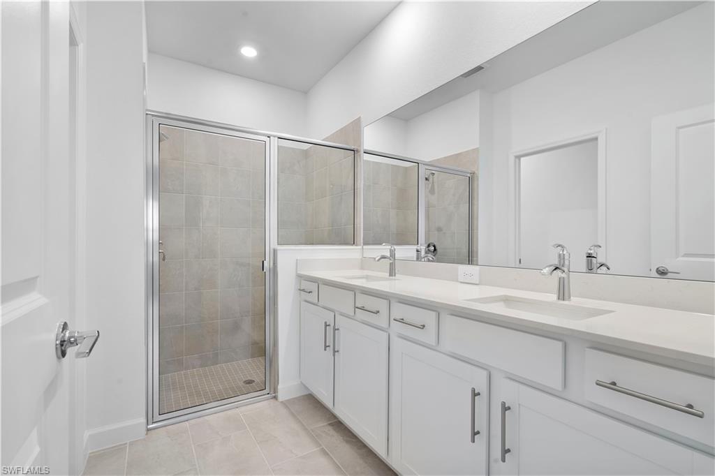 14735 Bluewater Rd Property Photo 17