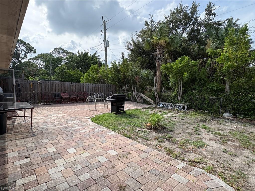 1891 Winkler Ave Property Photo 15