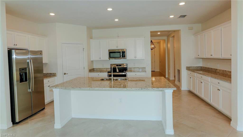14771 Daroco Ln Property Photo 6