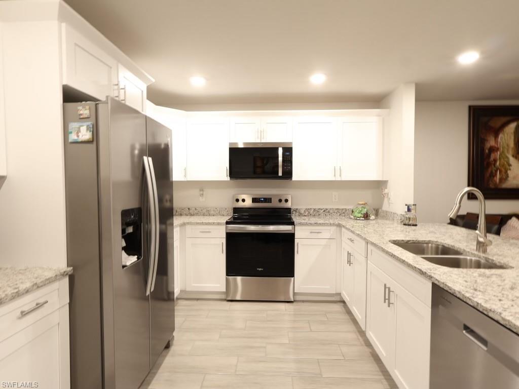 6069 Laurelwood Dr Property Photo 22