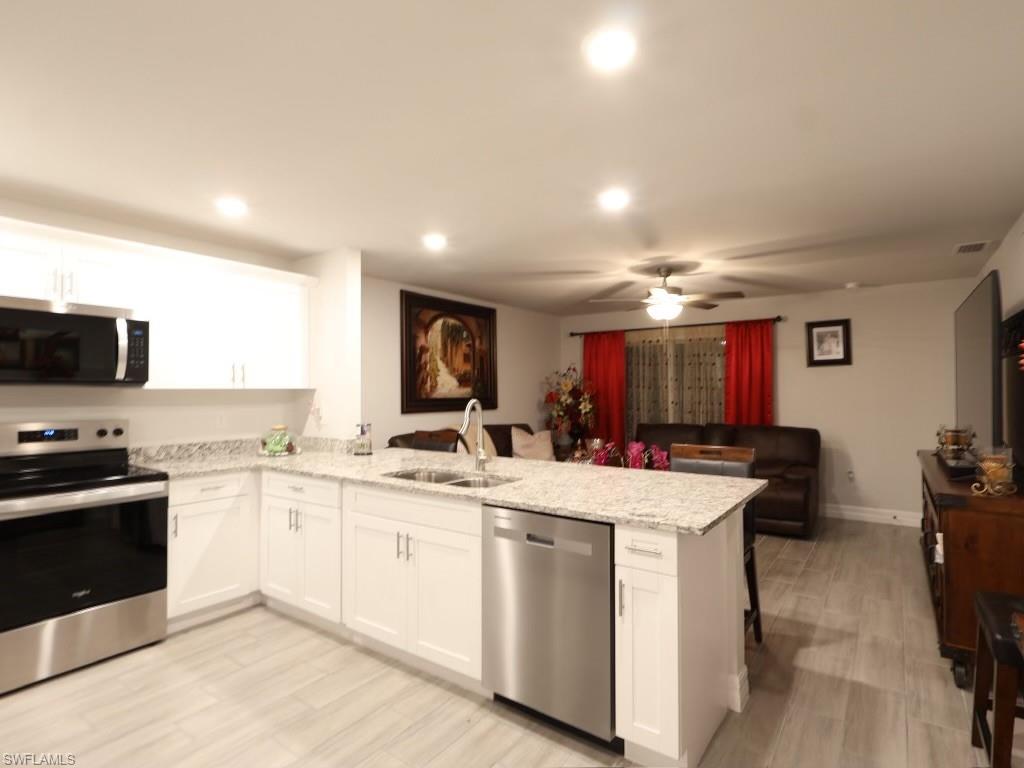 6069 Laurelwood Dr Property Photo 24