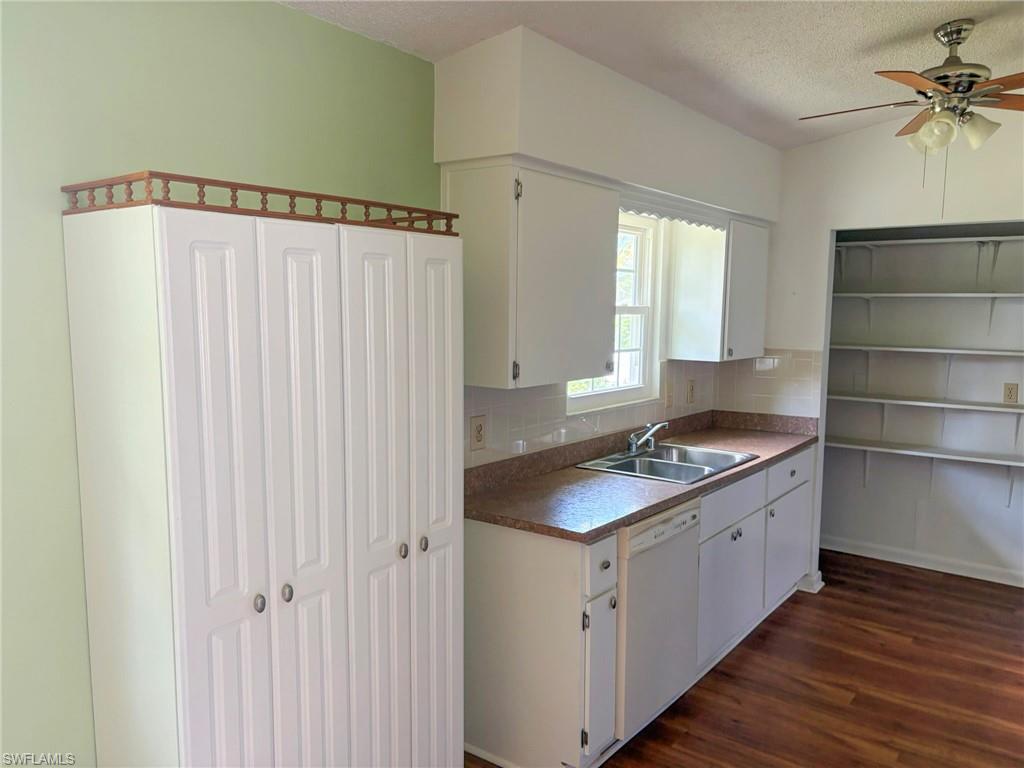 8168 Albatross Rd Property Photo 9