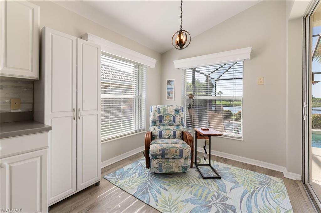 10083 Oakhurst Way Property Photo 14