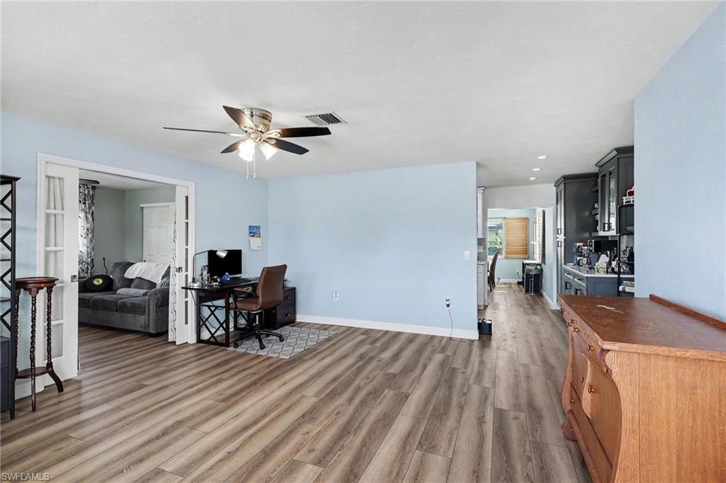 5411 Loyola Ln Property Photo 5