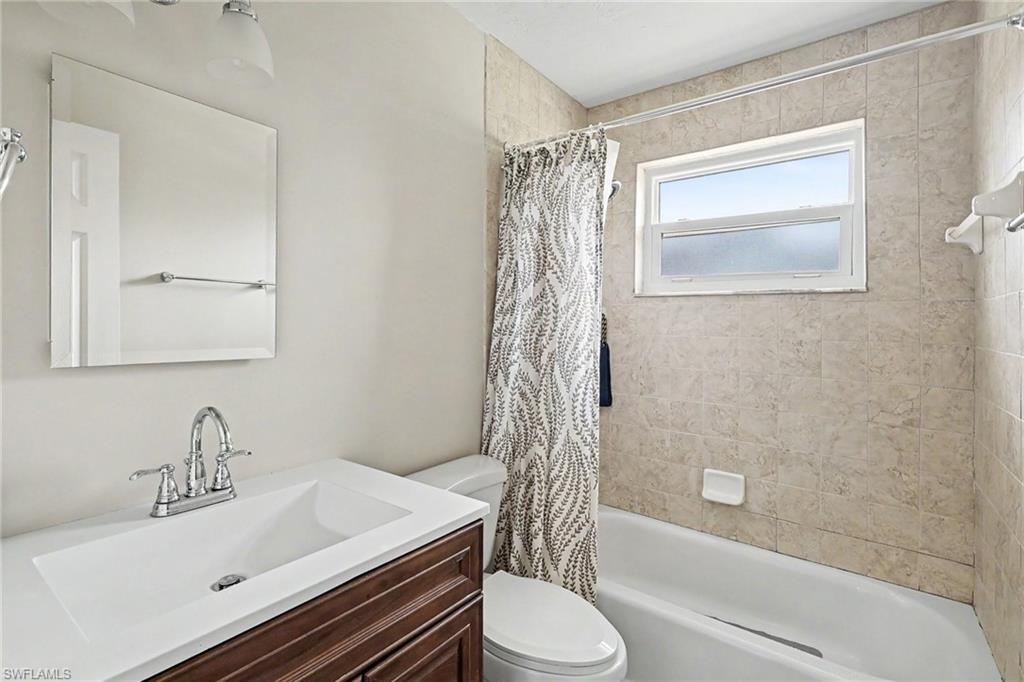 5411 Loyola Ln Property Photo 21