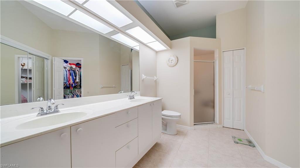 12774 Devonshire Lakes Cir Property Photo 11