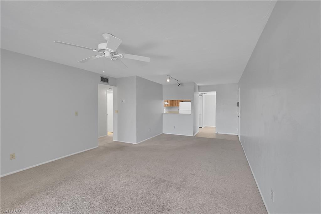 8474 Charter Club Cir 13 Property Photo 11