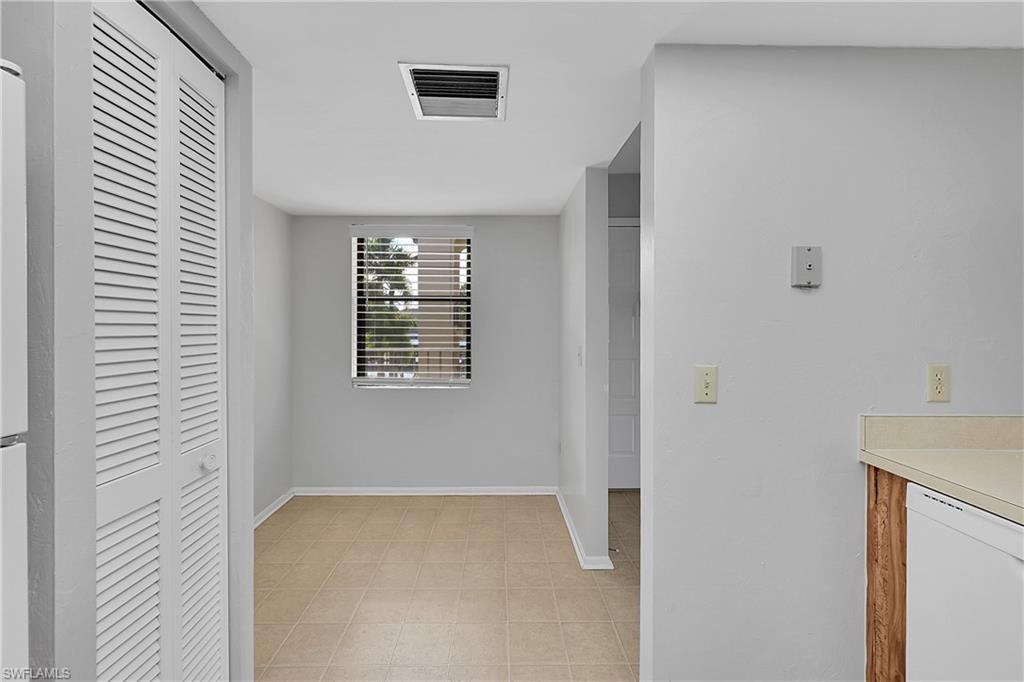 8474 Charter Club Cir 13 Property Photo 16