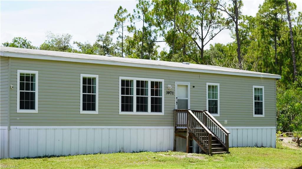 3971 Loblolly Bay Rd Property Photo 2