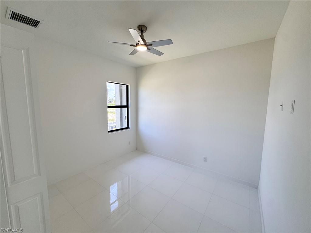 3032 Nw 41st Ave Property Photo 17