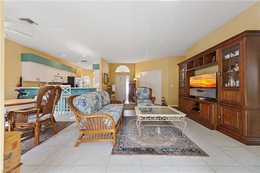 25060 Bay Cedar Dr Property Photo 9
