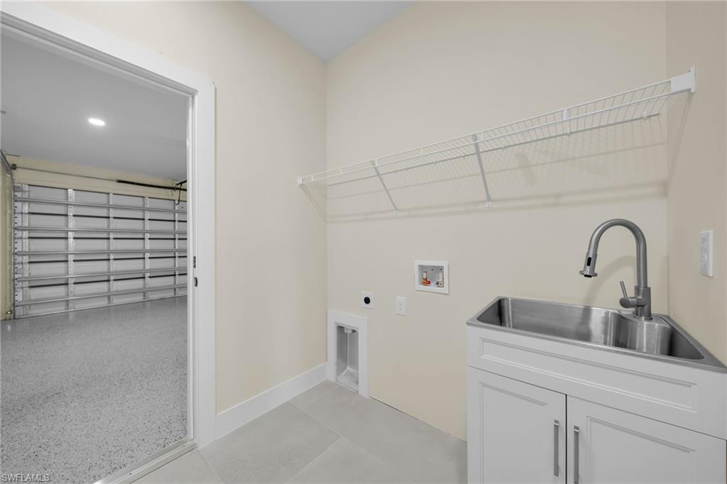 810 Carlfield Ave Property Photo 18