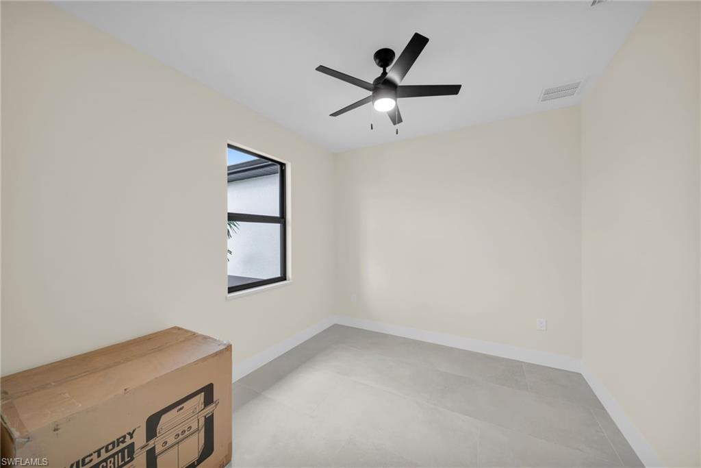 810 Carlfield Ave Property Photo 33